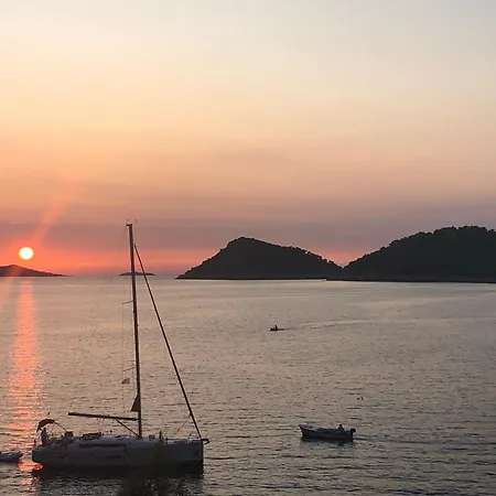 Апартаменты Villa Iva Lastovo Убли